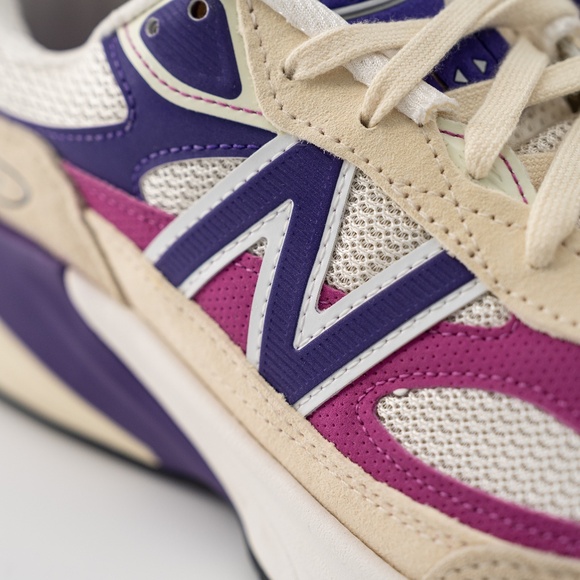 Size 9 - New Balance Teddy Santis 990v6 Made in USA Macadamia Nut Magenta main image 5
